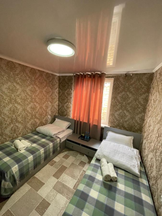 Fam_House Hotel Biskek Kültér fotó